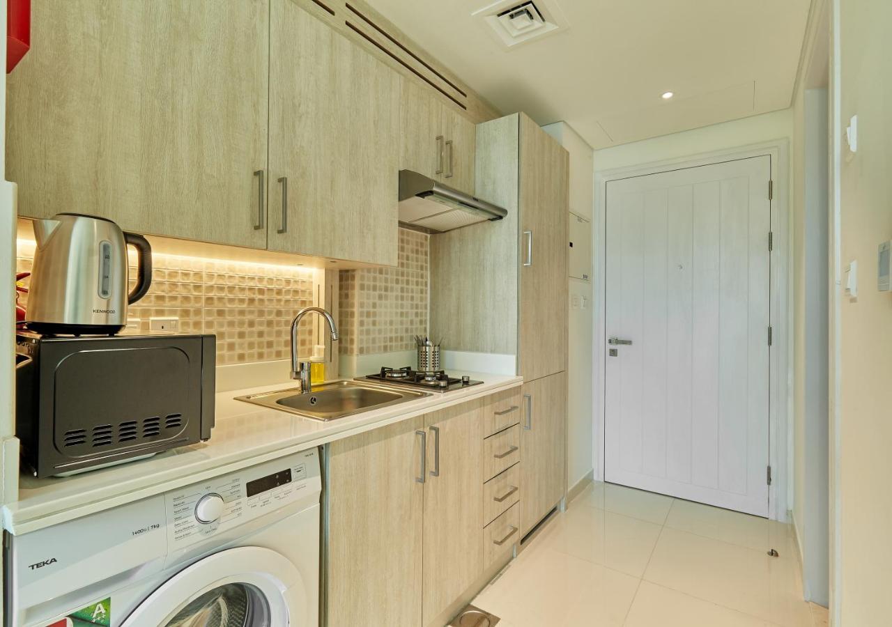 First Class Apartments In Seven Palm With Direct Access To The West Palm Beach And Nakheel Mall Dubai Bagian luar foto