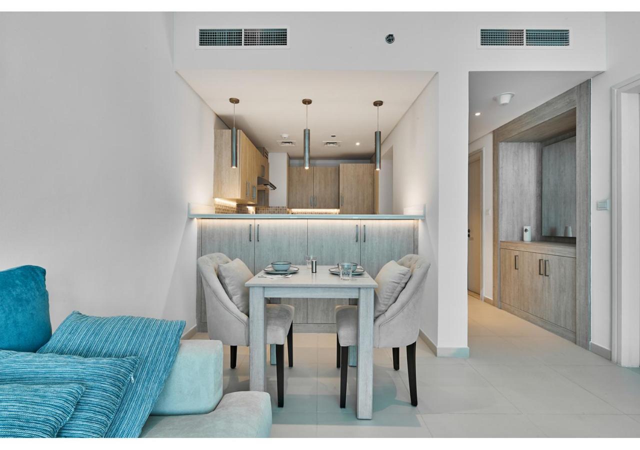 First Class Apartments In Seven Palm With Direct Access To The West Palm Beach And Nakheel Mall Dubai Bagian luar foto